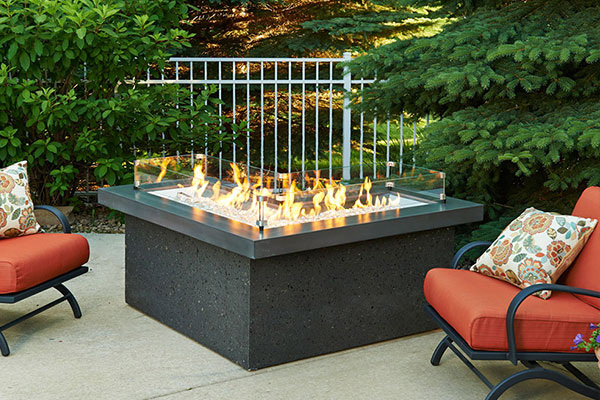 How Do Propane Gas Fire Pit Table Work?